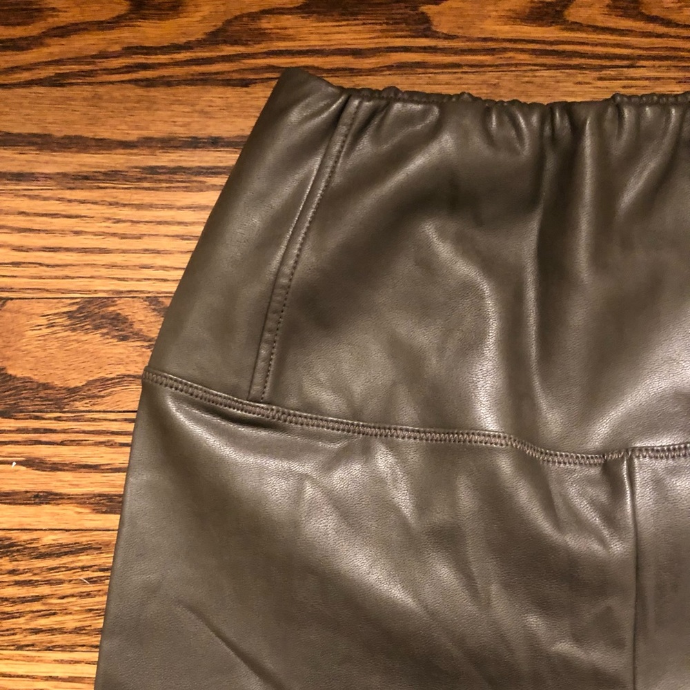 SOLD- Wilfred Free Daria Pant - Picture 3 of 8